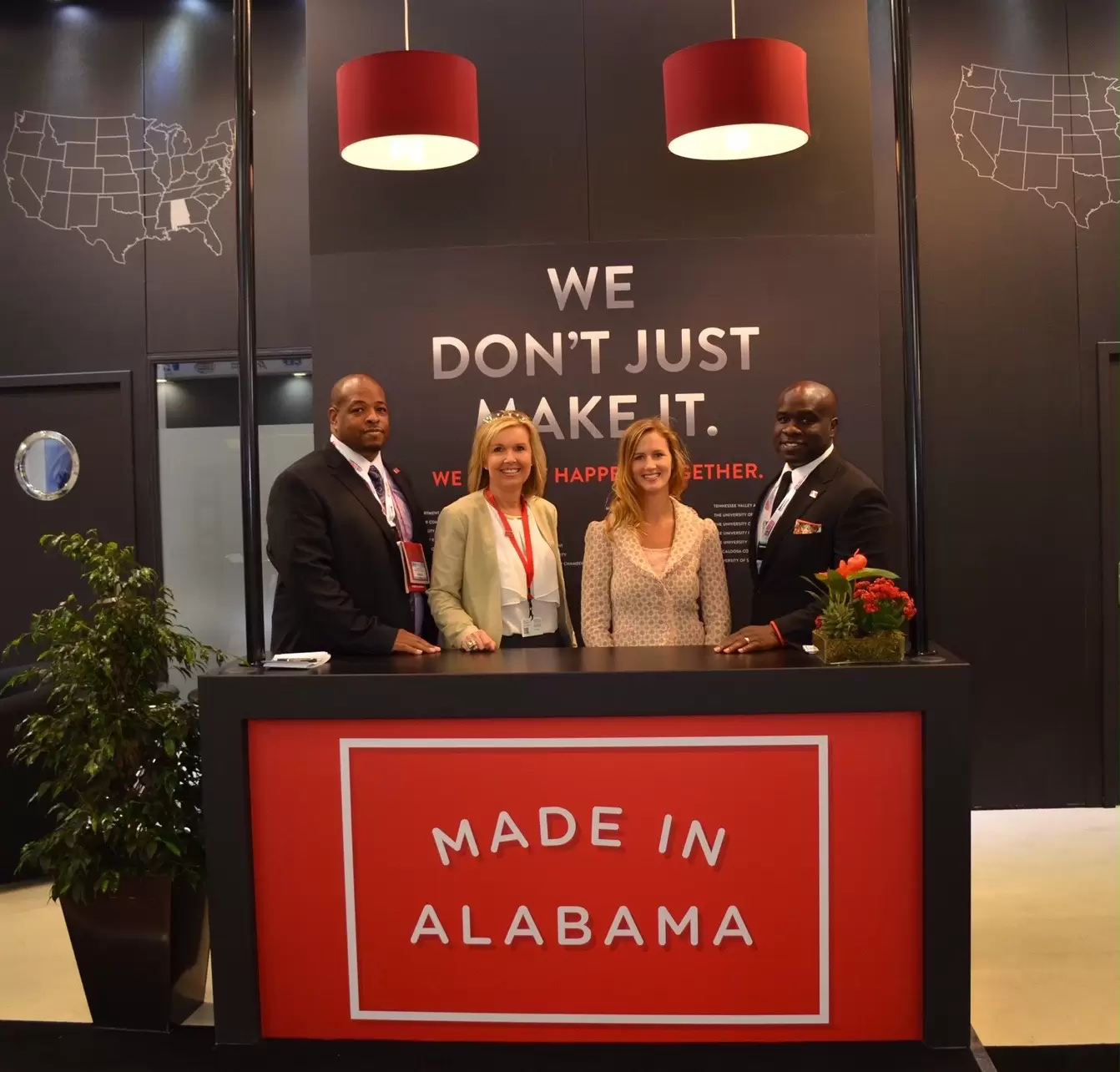 Alabama firms aim to turn Paris Air Show connections into new business